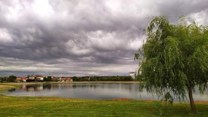 Soba Lavanda Kladovo Luaran gambar